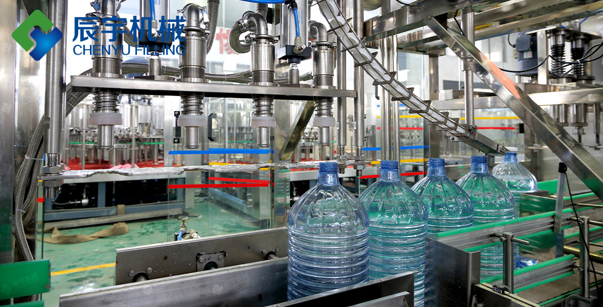 桶裝水生產(chǎn)線(xiàn)